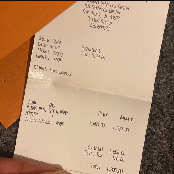 Practically NEW! Only worn 2 times. Cute handbag - Picture 2 of 4